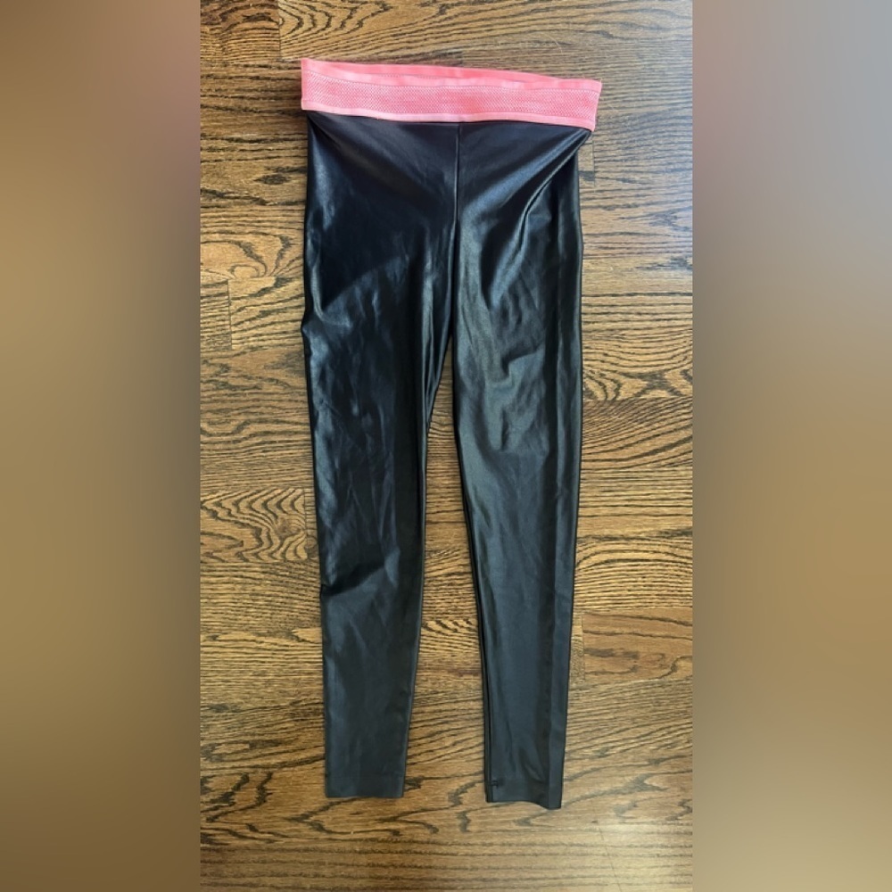 Koral Infinity leggings Sz. M black NWOT
